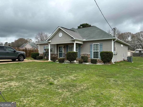 1029 County Road 541, Valley, AL 36854
