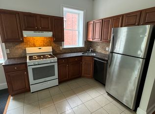 210 S 41st St FLOOR 2, Philadelphia, PA 19104