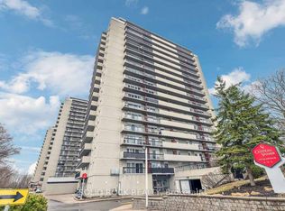 158 C McArthur Ave #201, Ottawa, ON K1L 8E7