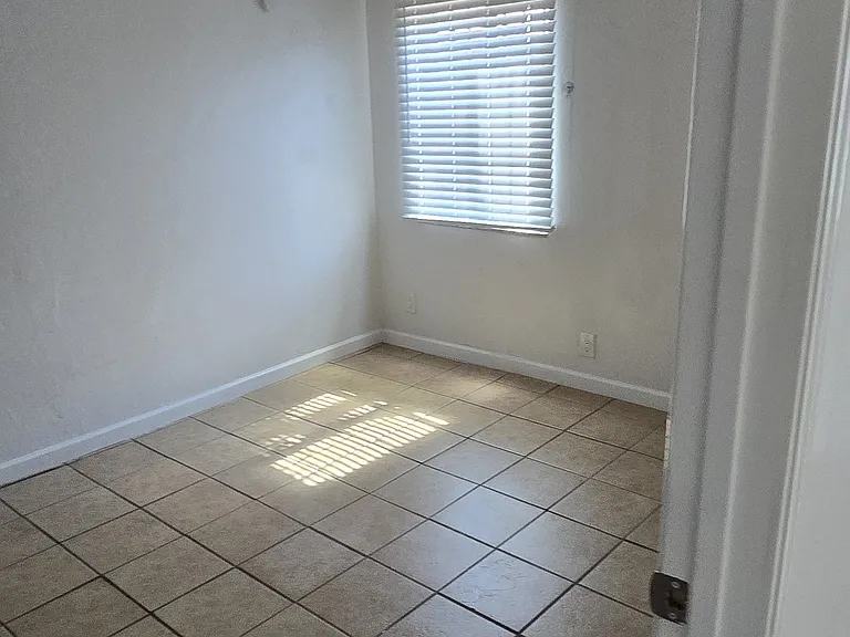 2501 N Sparkman Blvd — Photo 15
