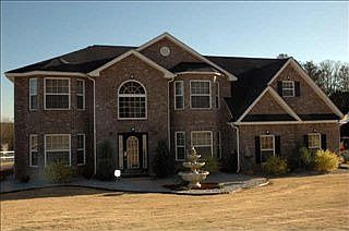 1st image of 526 Trotters Ln