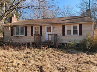 70 Doubleday Rd, Columbia, CT 06237