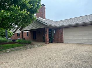 8 W Prairie Dunes Ct, Rogers, AR 72758