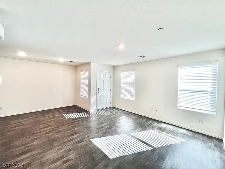 9128 Rocky Raccoon St — Photo 2