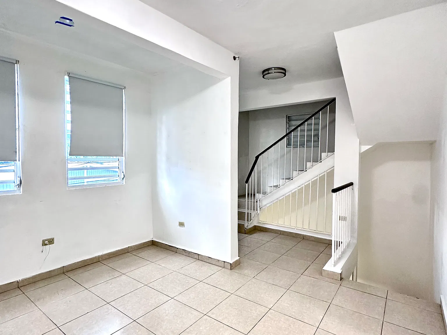 2 bed, 1500 sqft, $1,650 — Photo 3