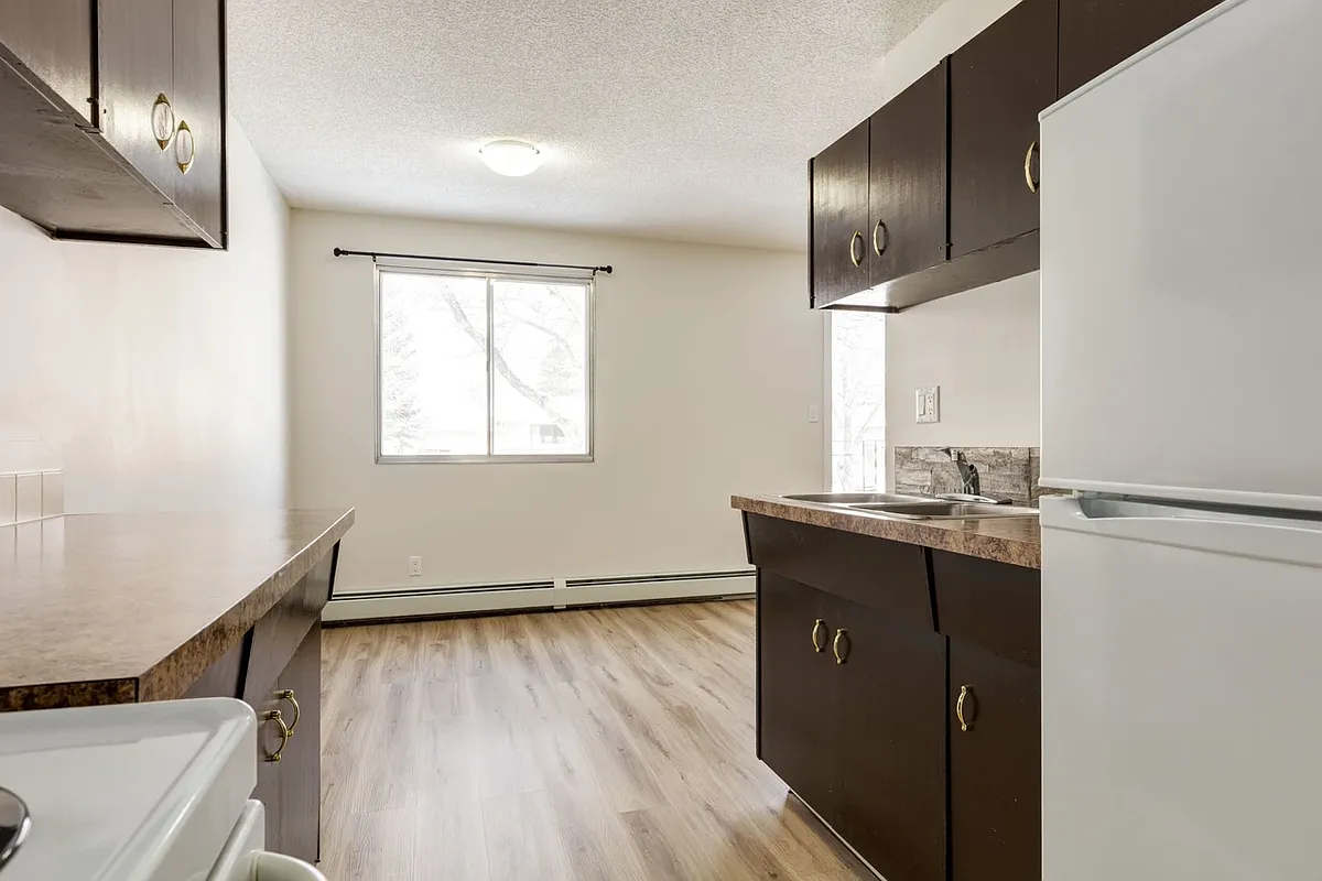 Building Photo - 29 Grand Dr #2