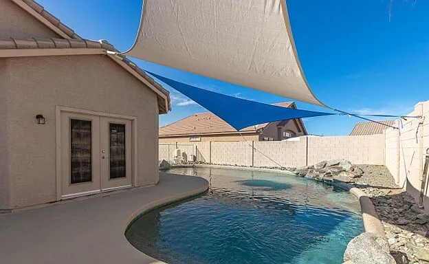 4 bed, 3.0 bath, 1970 sqft, $2,700 — Photo 3