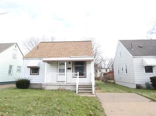 8013 Mayfair St, Taylor, MI 48180