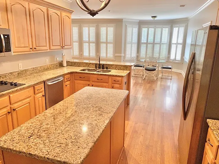 489 Chickasaw Land Way — Photo 7