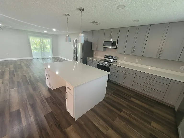 10481 Montpelier Cir — Photo 6