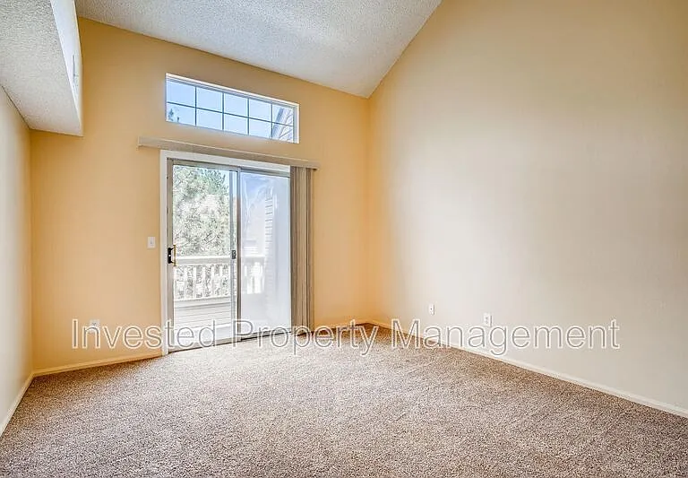 979 S Miller St #302 — Photo 8