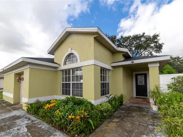 211 Hidden Springs Cir, Kissimmee, FL 34743