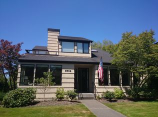 5715 58th Ave NE, Seattle, WA 98105
