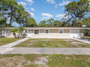1044 Holmes St, Cocoa, FL 32922