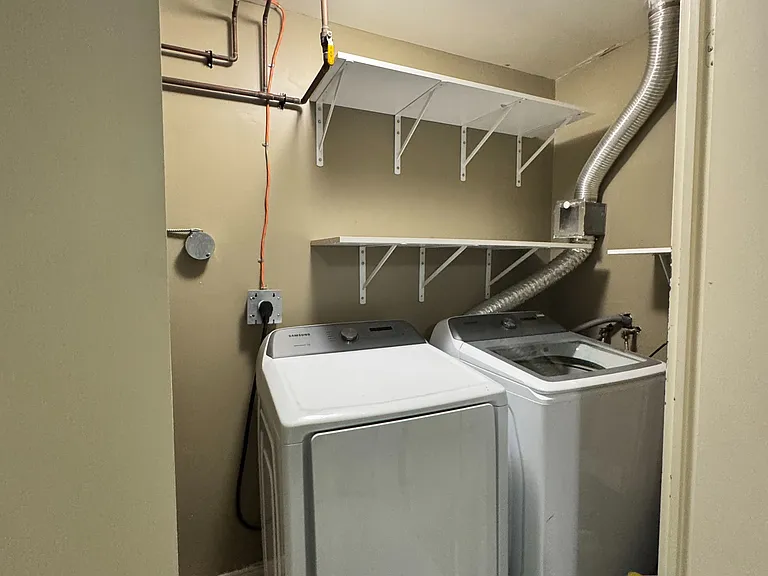 65 Highland Cres #106 — Photo 8