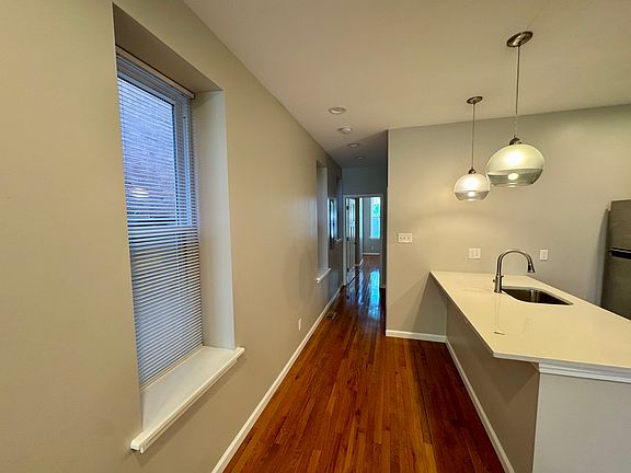 5th image of 4414 Swan Ave #A
