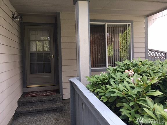 3rd image of 16206 18th Ave E