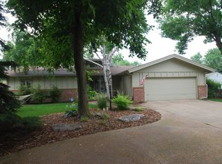 2505 S Rotary Ct, Sioux Falls, SD 57105