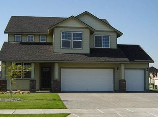 10420 Oak Ln, Pasco, WA 99301