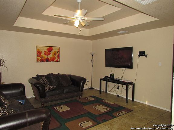 4th image of 2618 Bermuda Dr