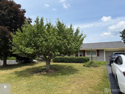 38 New Rd, Kendall Park, NJ, 08824