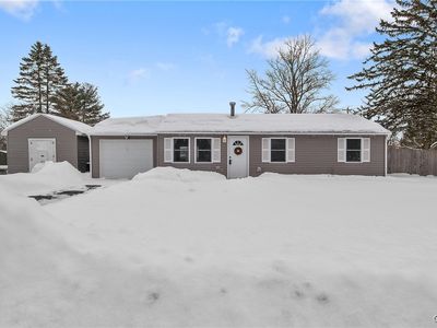 8820 English Rd, Brewerton, NY, 13029