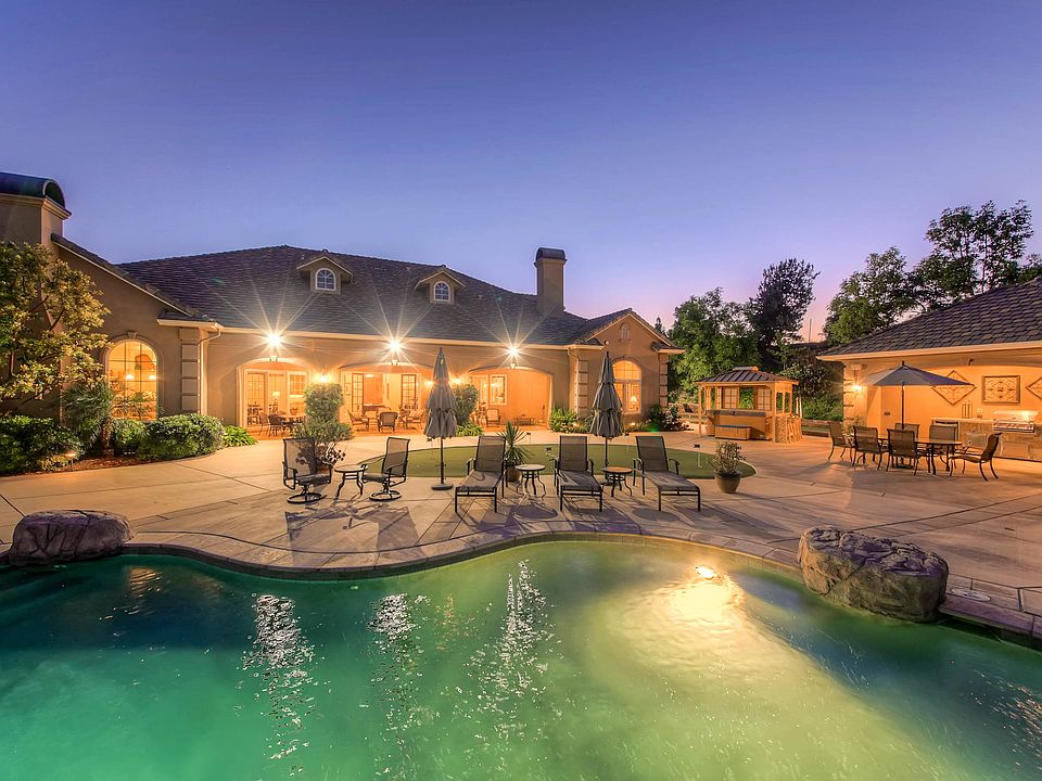 1st image of 2340 Buena Creek Trl