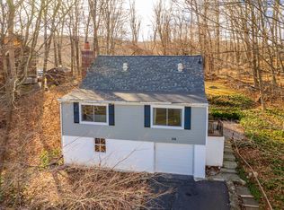 318 Mountain Rd, Ridgefield, CT 06877