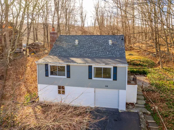 318 Mountain Road, Ridgefield, CT 06877