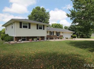 927 N Moran Rd, Trivoli, IL 61569