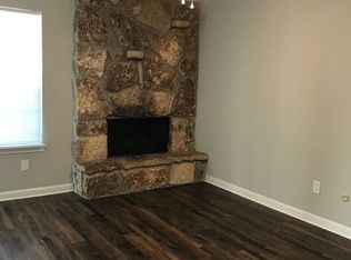 1409 Courtney Pl APT C, Cleburne, TX 76033