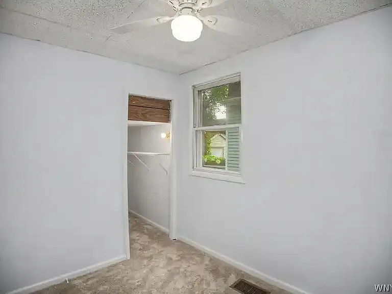 31 Riverside Ave — Photo 24