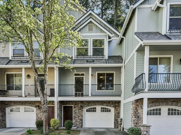 2032 NE 49th Way, Hillsboro, OR 97124