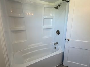 518 S 8th St #1, Escanaba, MI 49829