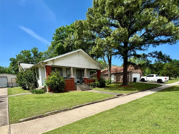 1222 N Okmulgee Ave, Okmulgee, OK 74447