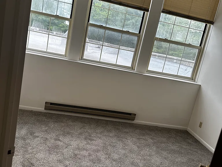 42 Rochester St #15 — Photo 5