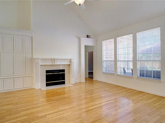 5th image of 6902 Upland Ln