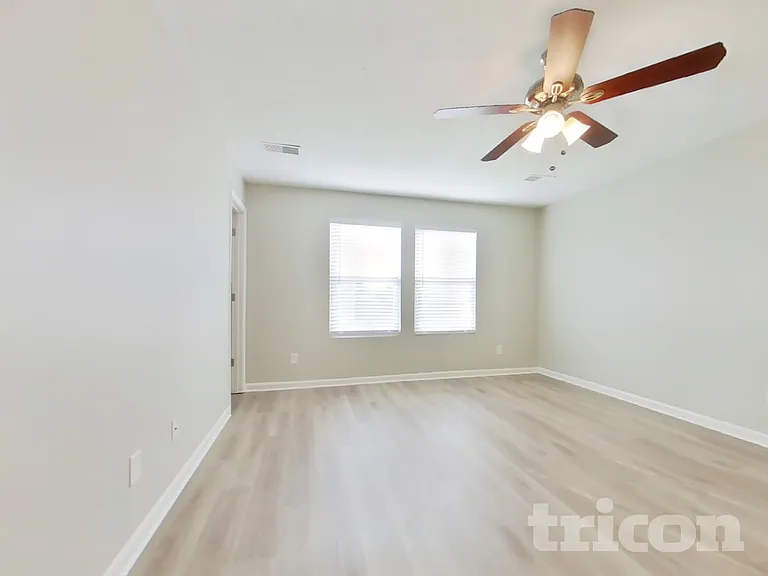 5004 Millpond Ct — Photo 7