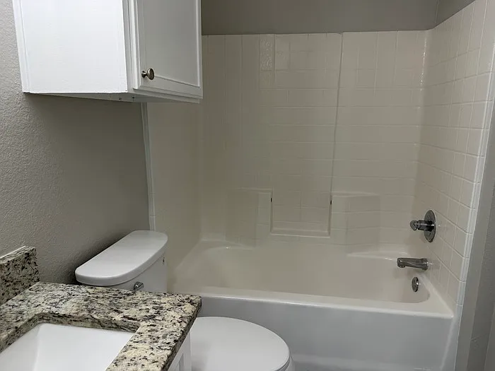 12905 Kleberg Rd — Photo 14