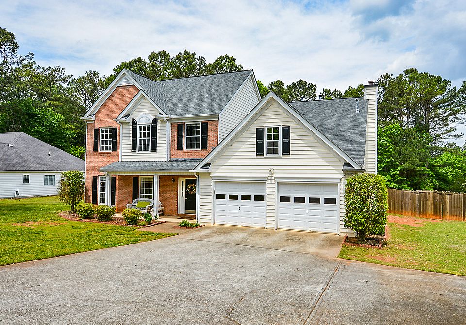 Bright and open floor plan 