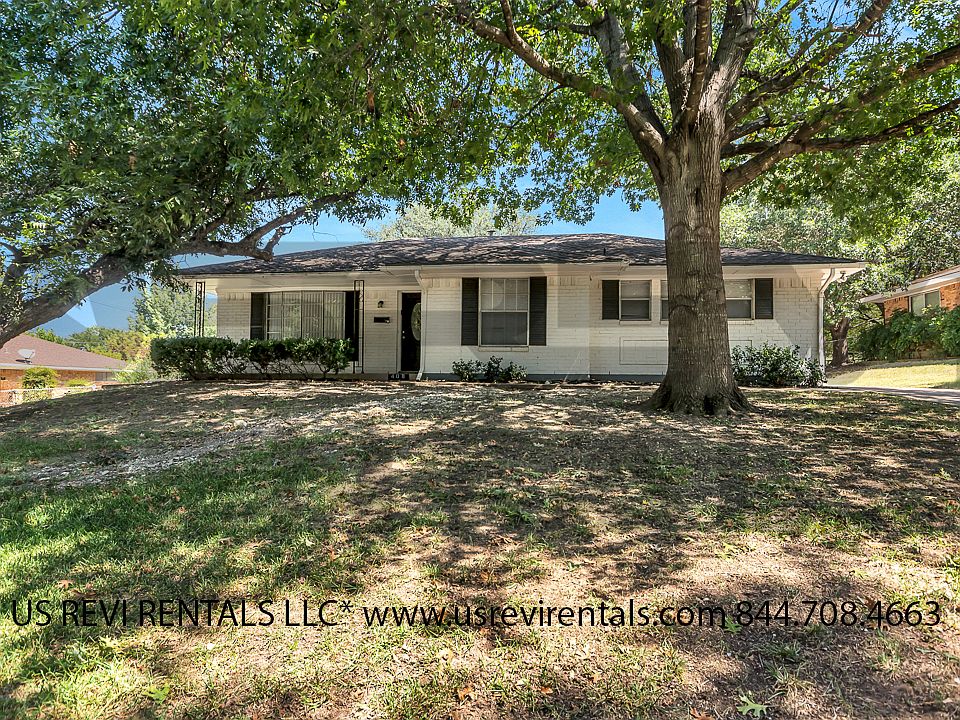 1st image of 408 Pecan Dr