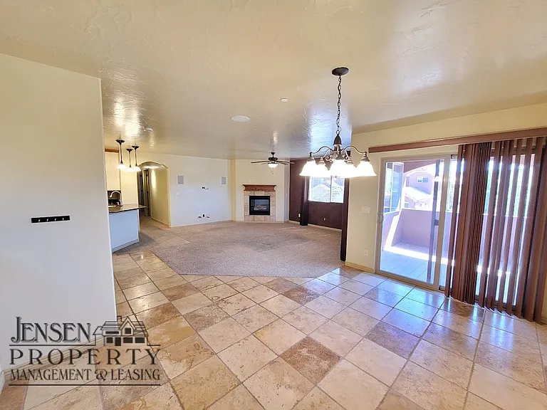 325 N Red Stone Rd #143 — Photo 8