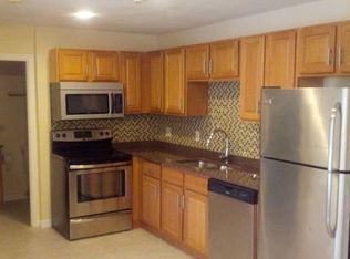 79 Ivan St APT 30, North Providence, RI 02904