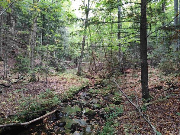 Lost Creek Dr, Marquette, MI 49855