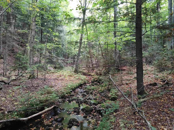 Lost Creek Dr, Marquette, MI 49855