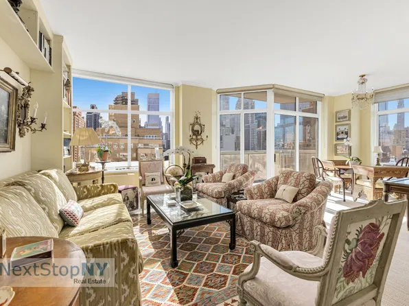 188 East 64th Street image 1 of 16