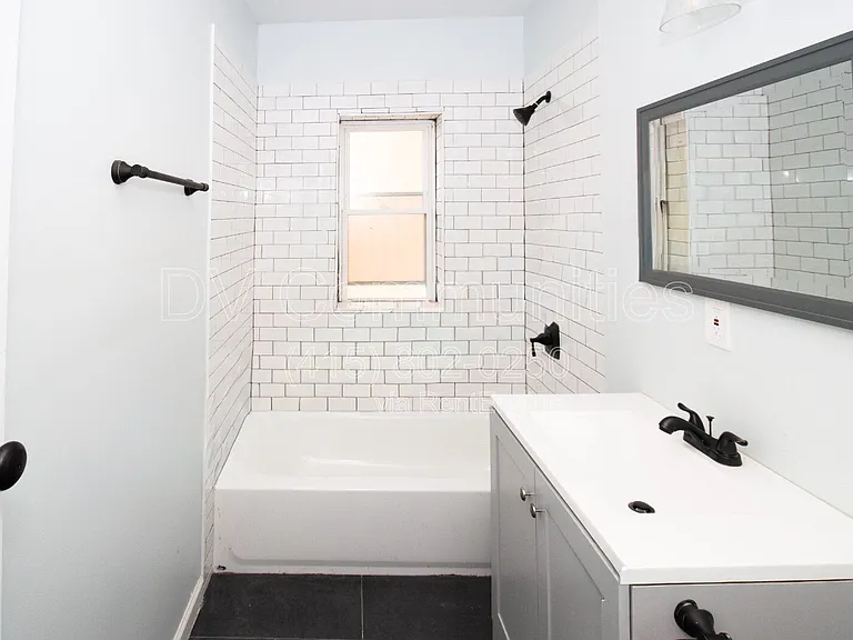 3300 E 149th St #10 — Photo 7