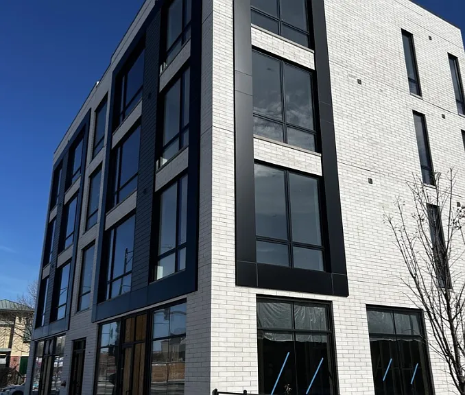 1320 S Ashland Ave #401 — Photo 1