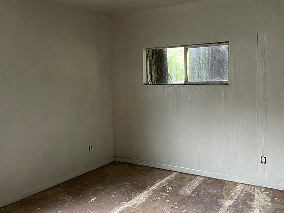 5th image of 6661 Lake Earl Dr