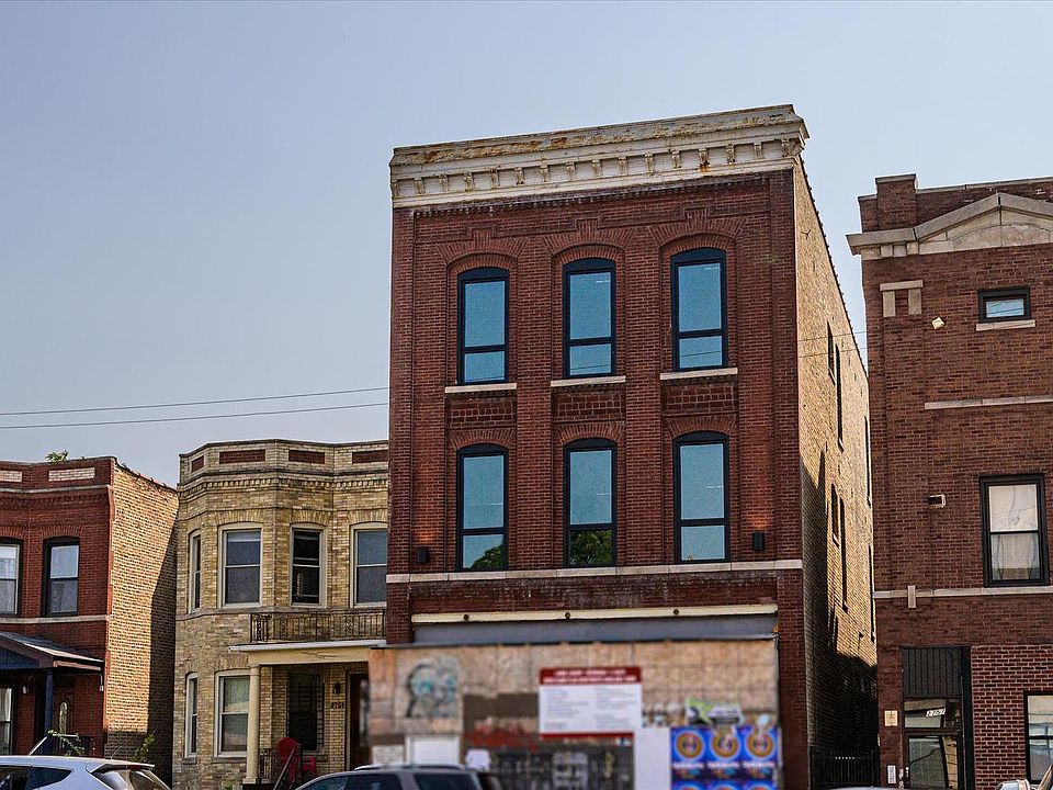 1st image of 2753 W Fullerton Ave #3B